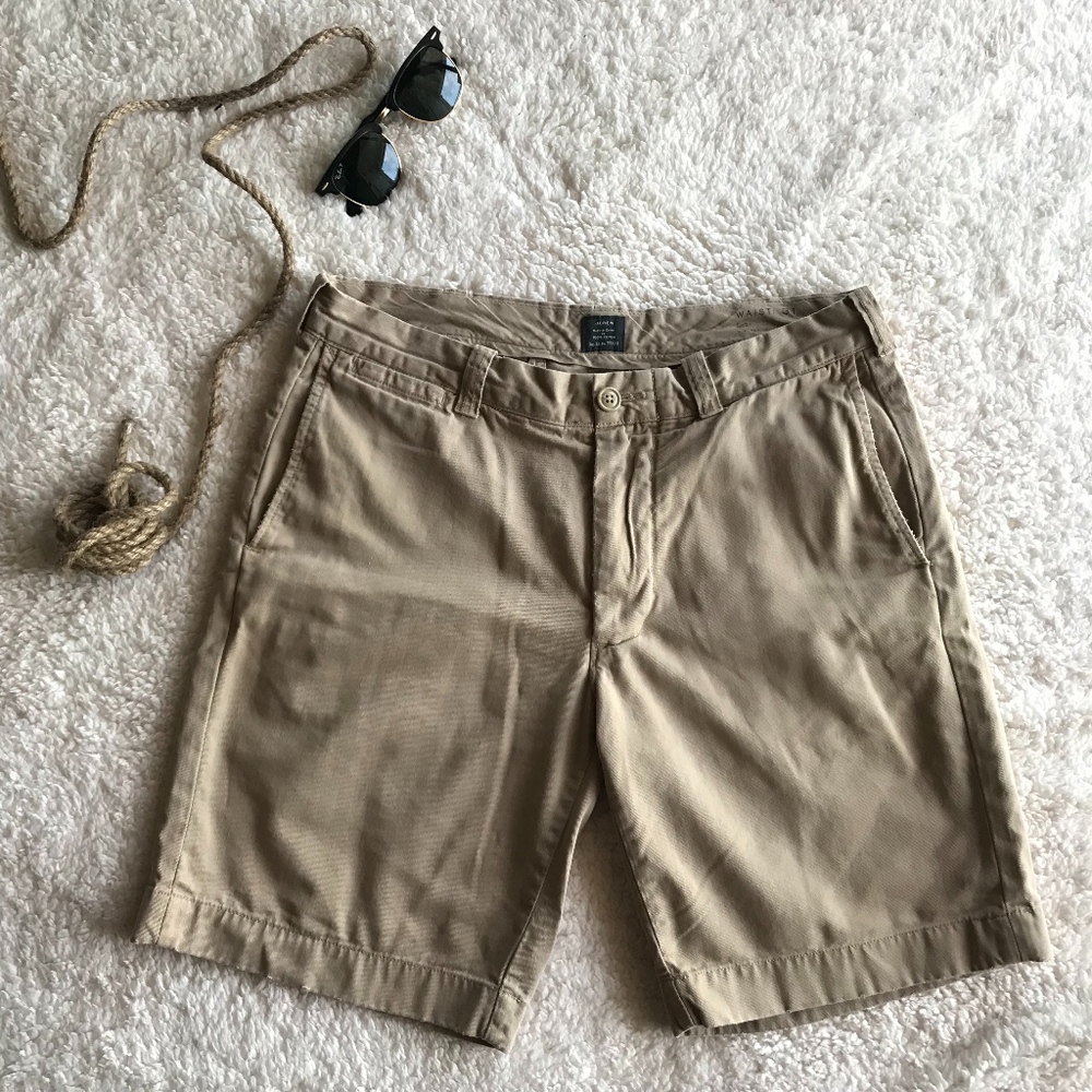 J.Crew Mens Short 9"